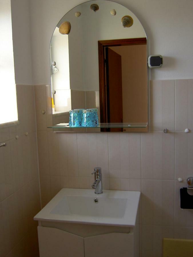 Quartos Com Boas Vistas Ribeira da Gafa Esterno foto
